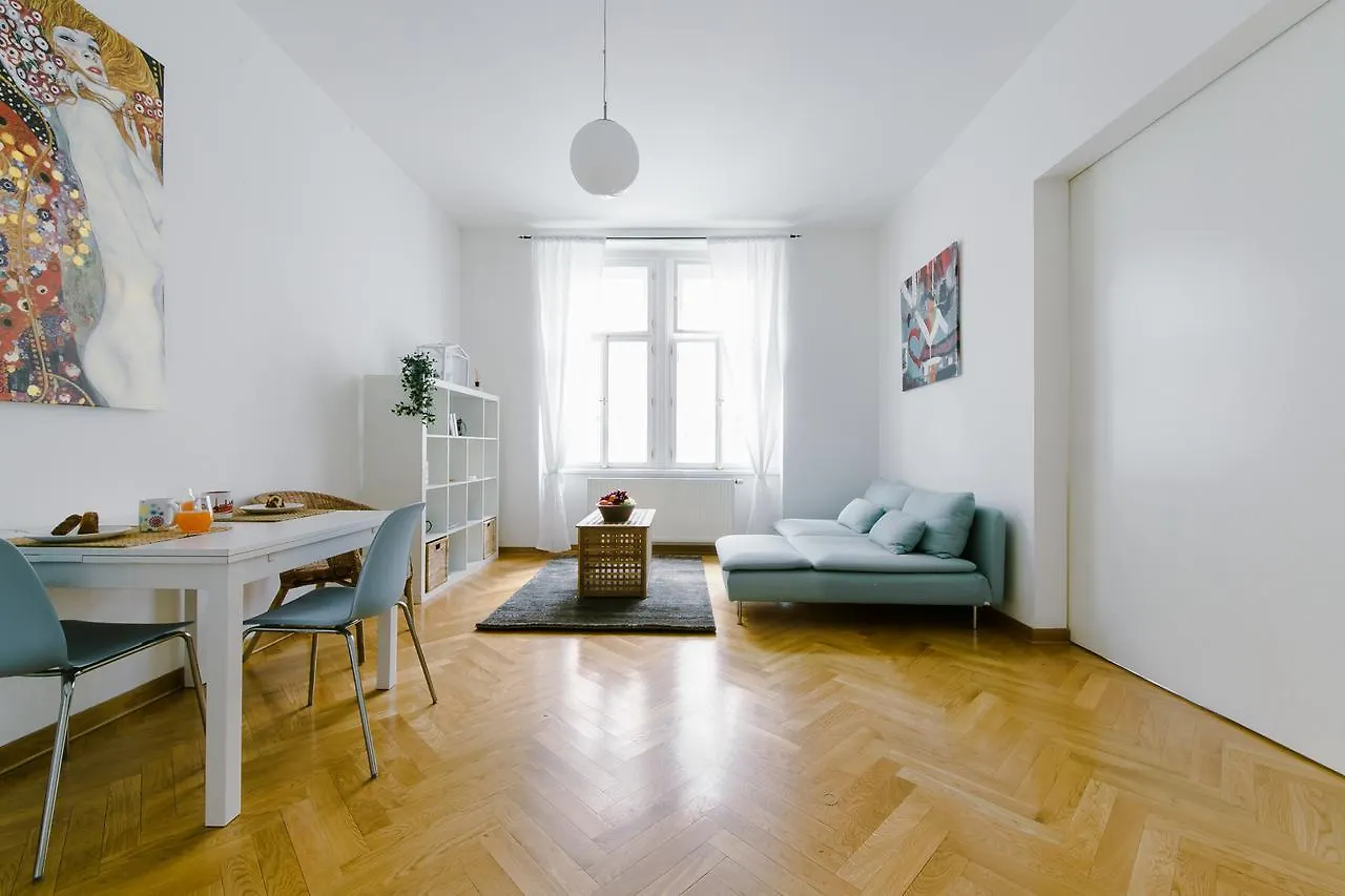 Kubelikova Apartments Prag